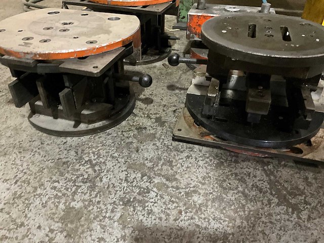 Schüco - universele stansmachine v.v. diverse stansen - afbeelding 5 van  7