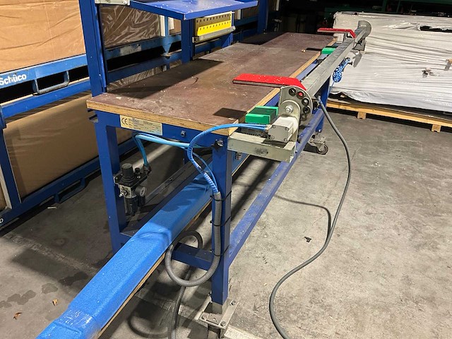 Schüco 2808.08 montagetafel voor deurprofielen v.v. pneumatische opspaninrichting - afbeelding 2 van  5