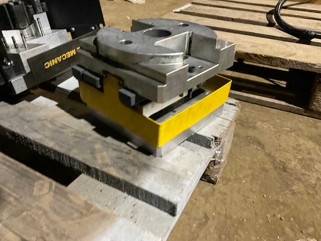 Schüco aluminium ponsgereedschap (5x) - afbeelding 6 van  15