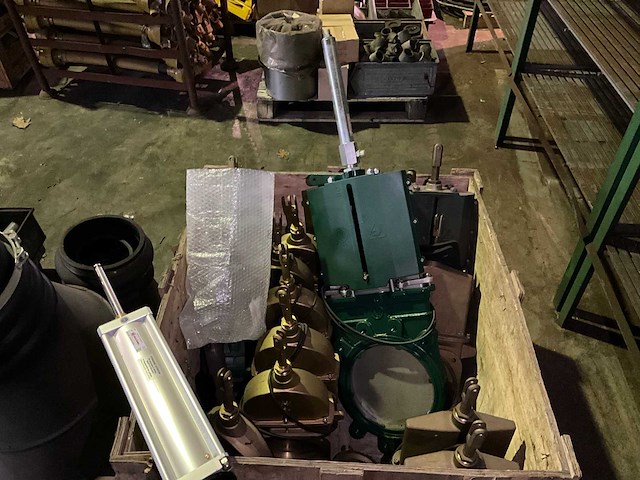 Schuif afsluiters - afbeelding 1 van  8