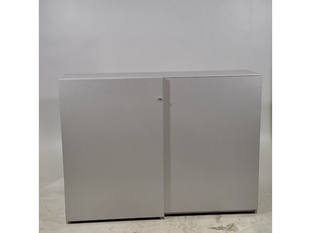 Schuifdeurkast, gispen - afbeelding 1 van  6