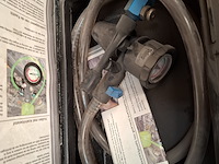 Schuifdeurkast met inhoud - afbeelding 10 van  27