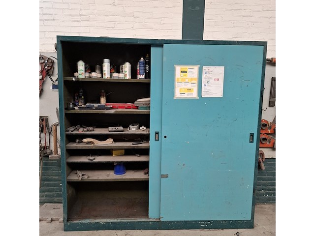 Schuifdeurkast met inhoud - afbeelding 12 van  27