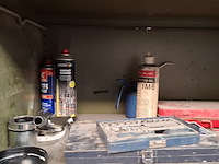 Schuifdeurkast met inhoud - afbeelding 23 van  27