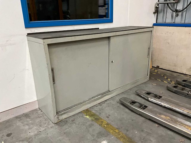 Schuifdeurkast - afbeelding 2 van  4