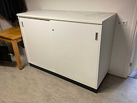 Schuifdeurkast - afbeelding 1 van  1