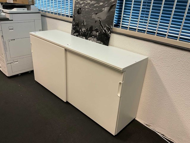 Schuifdeurkast - afbeelding 1 van  4
