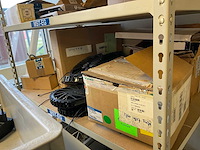 Schuifkast/ magazijnstelling met inhoud - afbeelding 3 van  16