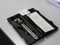 Schuifmaat mitutoyo. - afbeelding 2 van  2