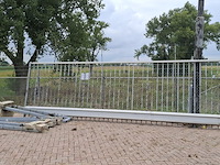 Schuifpoort, heras - afbeelding 2 van  6