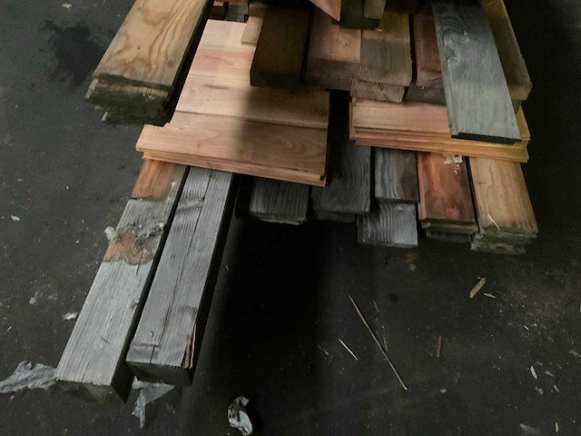 Schuilstal geïmpregneerd douglas - 300x500x265 cm - afbeelding 10 van  14