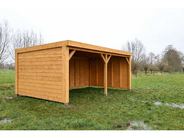 Schuilstal geïmpregneerd douglas - 400x800x265 cm - afbeelding 1 van  1