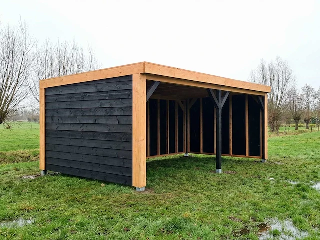 Schuilstal geïmpregneerd douglas 400x400x265 cm - afbeelding 1 van  4