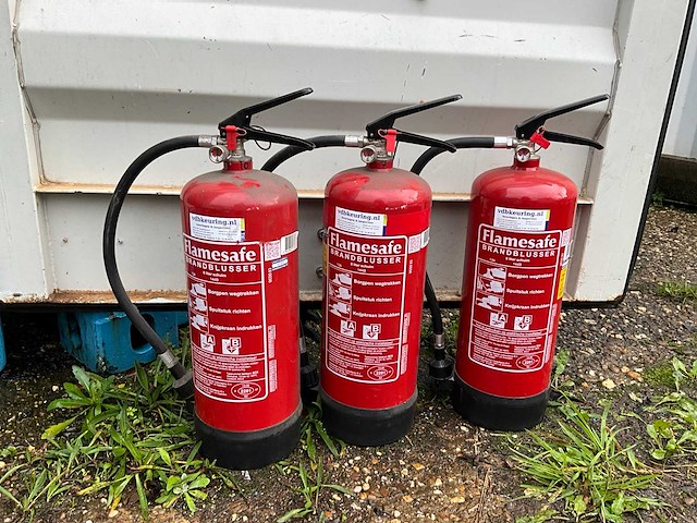 Schuim brandblusser (3x) - afbeelding 1 van  6