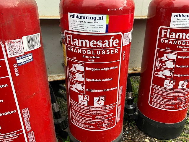 Schuim brandblusser (3x) - afbeelding 4 van  6