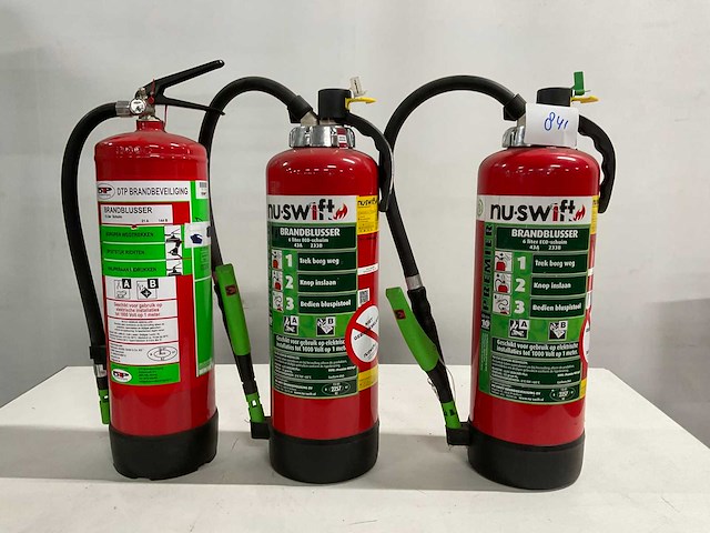 Schuim brandblussers (3x) - afbeelding 1 van  2