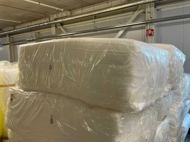 Schuimenvelop (650 x 1350 mm, 1.400 stuks) - afbeelding 2 van  5