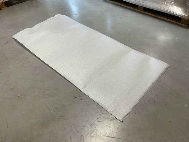 Schuimenvelop (650 x 1350 mm, 1.400 stuks) - afbeelding 5 van  5