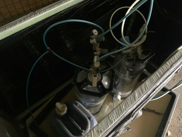 Schuimrubber lijmspraycabine - afbeelding 2 van  2