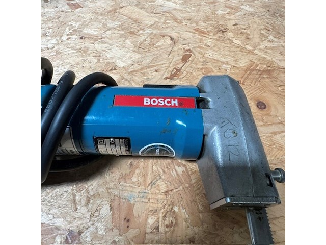 Schuimrubberzaag en stoffensnijmachine, bosch en janser, herkules - afbeelding 3 van  5