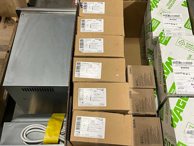 Schuko stopcontact 2 polig groen (70x) - afbeelding 5 van  5