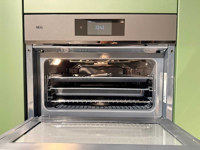 Schüller - beurskeuken met aeg apparatuur - afbeelding 7 van  56