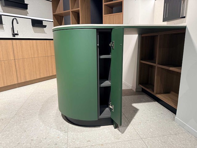 Schüller - beurskeuken met aeg apparatuur - afbeelding 51 van  56
