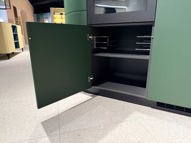 Schüller - beurskeuken met aeg apparatuur - afbeelding 55 van  56