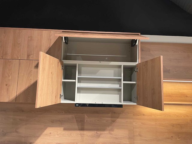 Schüller - beurskeuken met aeg apparatuur - afbeelding 25 van  46
