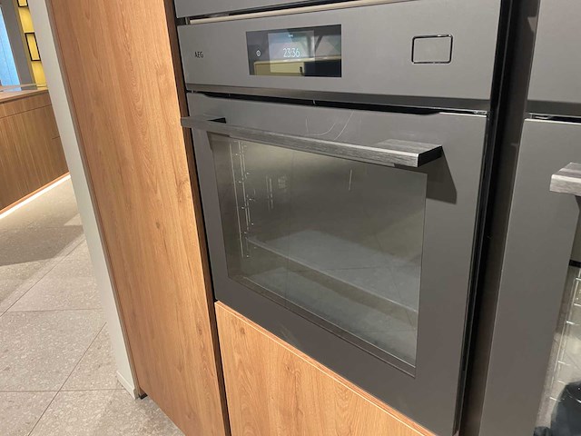 Schüller - beurskeuken met aeg apparatuur - afbeelding 32 van  46