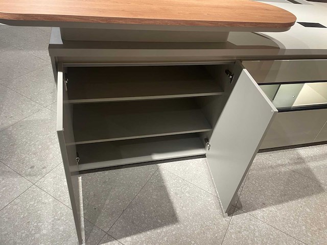 Schüller - beurskeuken met aeg apparatuur - afbeelding 46 van  46