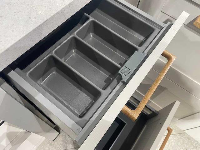 Schüller - beurskeuken met constructa apparatuur - afbeelding 28 van  49