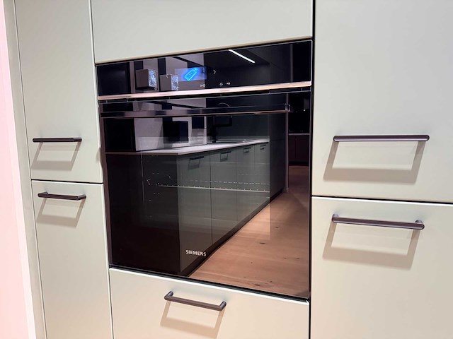 Schüller - beurskeuken met falmec / siemens apparatuur - afbeelding 35 van  73