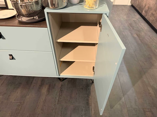 Schüller - collectie 2028 - dressoir ca. 135x49 cm - afbeelding 3 van  4