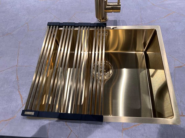 Schüller - easy toledo ultramat - showroomkeuken met beko apparatuur - afbeelding 3 van  13