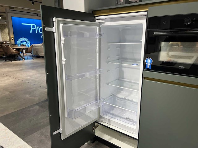 Schüller - easy toledo ultramat - showroomkeuken met beko apparatuur - afbeelding 16 van  26