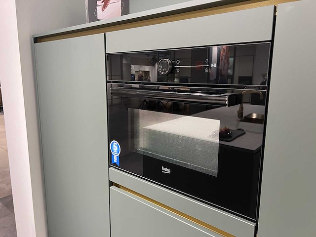 Schüller - easy toledo ultramat - showroomkeuken met beko apparatuur - afbeelding 18 van  26