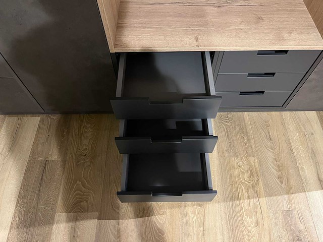 Schüller - garderobekast - afbeelding 4 van  9