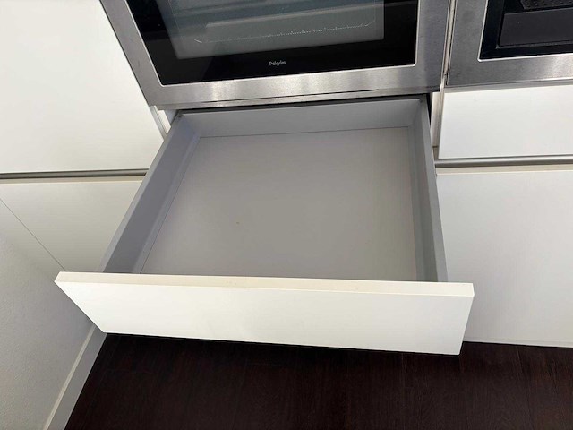 Schüller - keuken met apparatuur - afbeelding 8 van  28