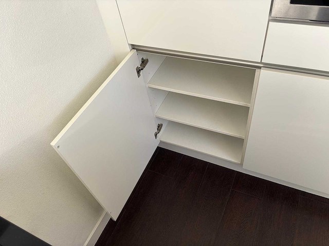 Schüller - keuken met apparatuur - afbeelding 9 van  28