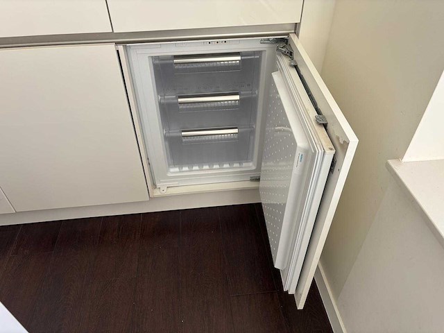 Schüller - keuken met apparatuur - afbeelding 18 van  28