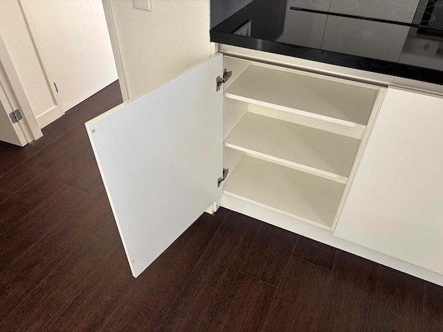 Schüller - keuken met apparatuur - afbeelding 12 van  28