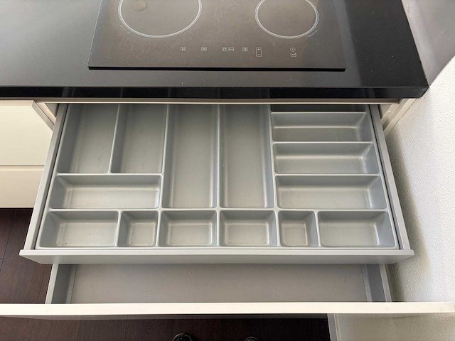 Schüller - keuken met apparatuur - afbeelding 26 van  28