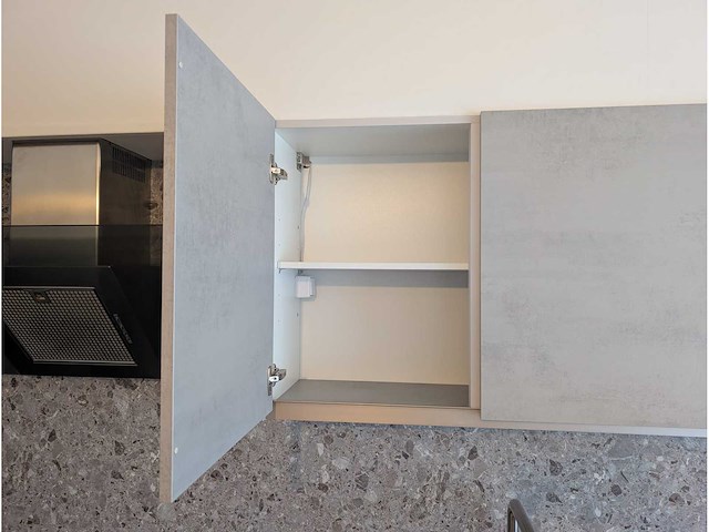 Schüller - keuken met apparatuur - afbeelding 25 van  31