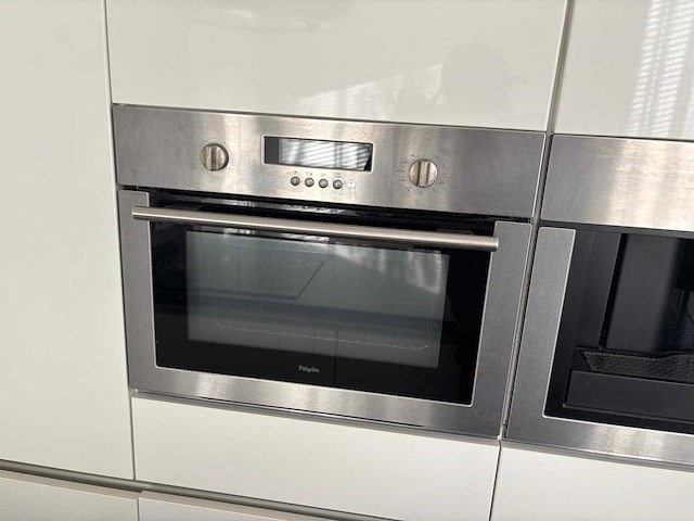 Schüller - keuken met apparatuur - afbeelding 1 van  1