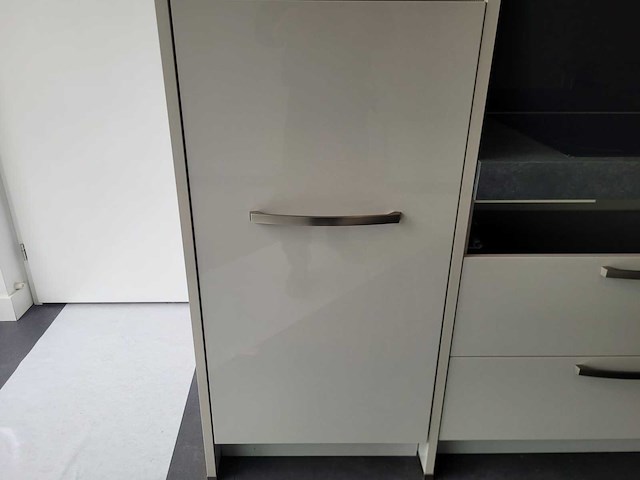 Schüller - keuken met zanussi apparatuur - afbeelding 7 van  24