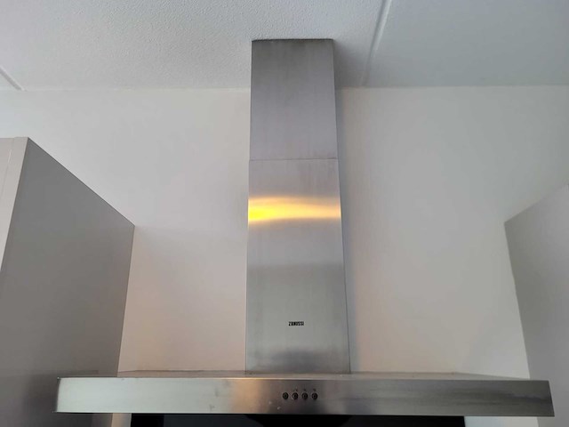 Schüller - keuken met zanussi apparatuur - afbeelding 9 van  24