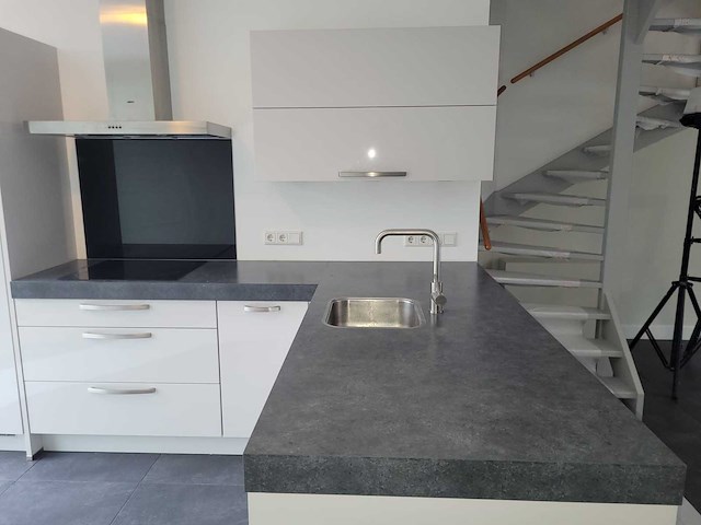 Schüller - keuken met zanussi apparatuur - afbeelding 20 van  24