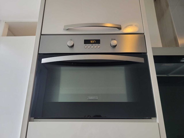 Schüller - keuken met zanussi apparatuur - afbeelding 24 van  24