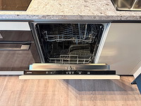 Schuller - showroomkeuken met aeg/juno apparatuur - afbeelding 4 van  14